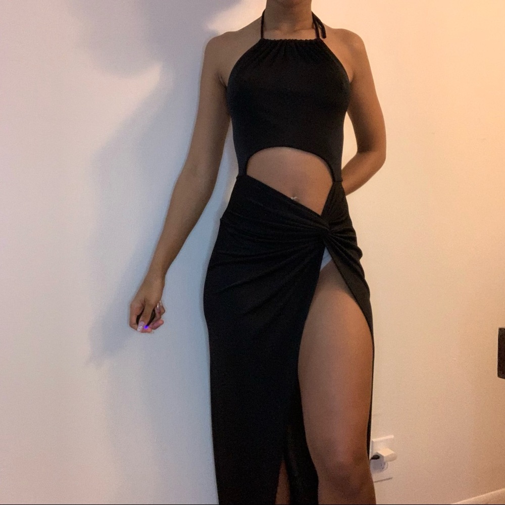 Floor length Dress with cutout and split